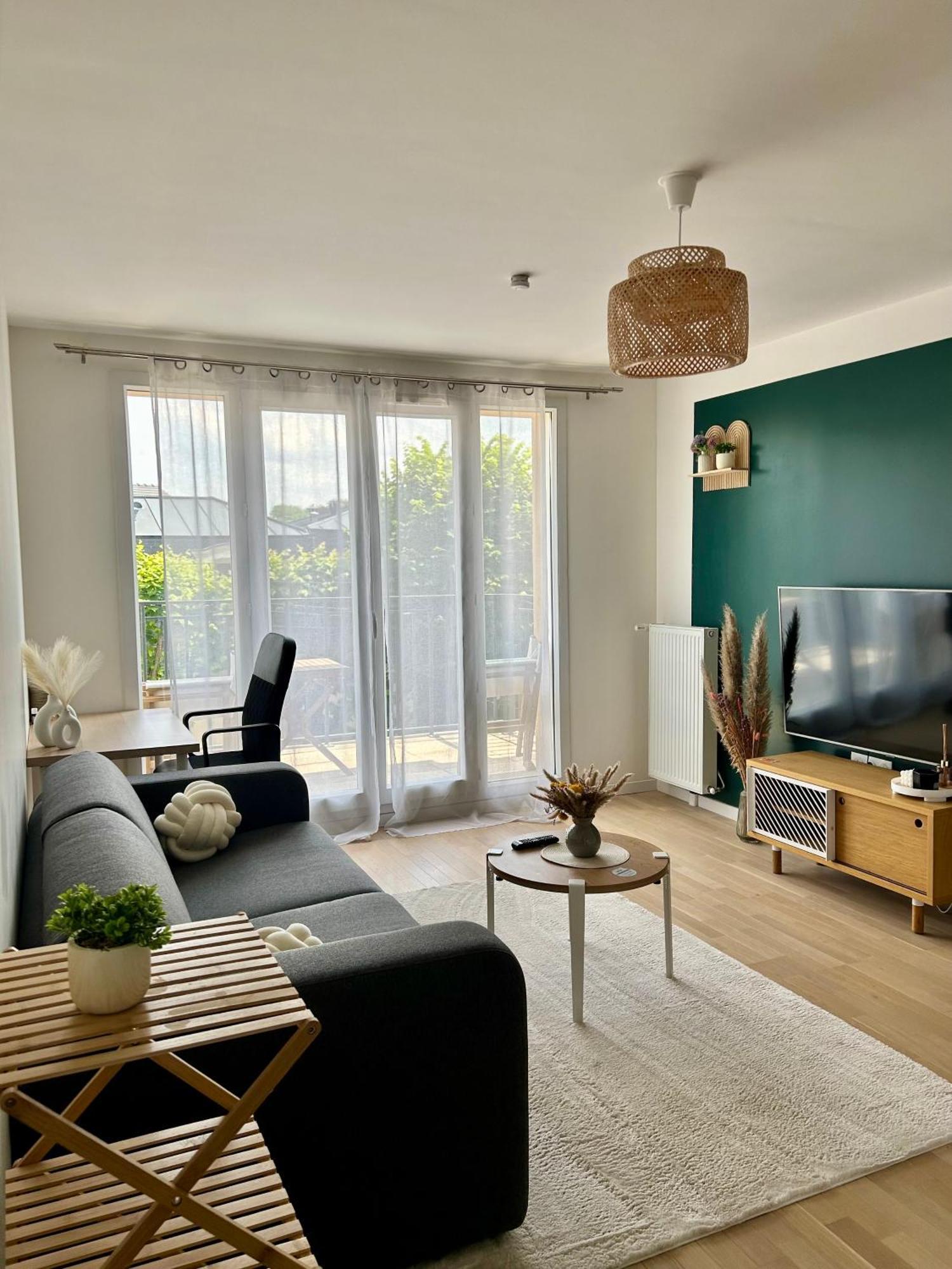 Elegant Appartement Minimaliste Entre Paris Et Disney Noisy-le-Grand ภายนอก รูปภาพ